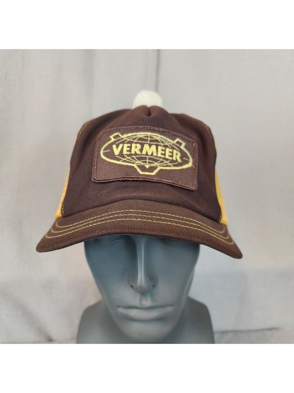 Vintage Vermeer Strange Bill White Pom Top Cap Hat Round Bill Mesh Back Snapback